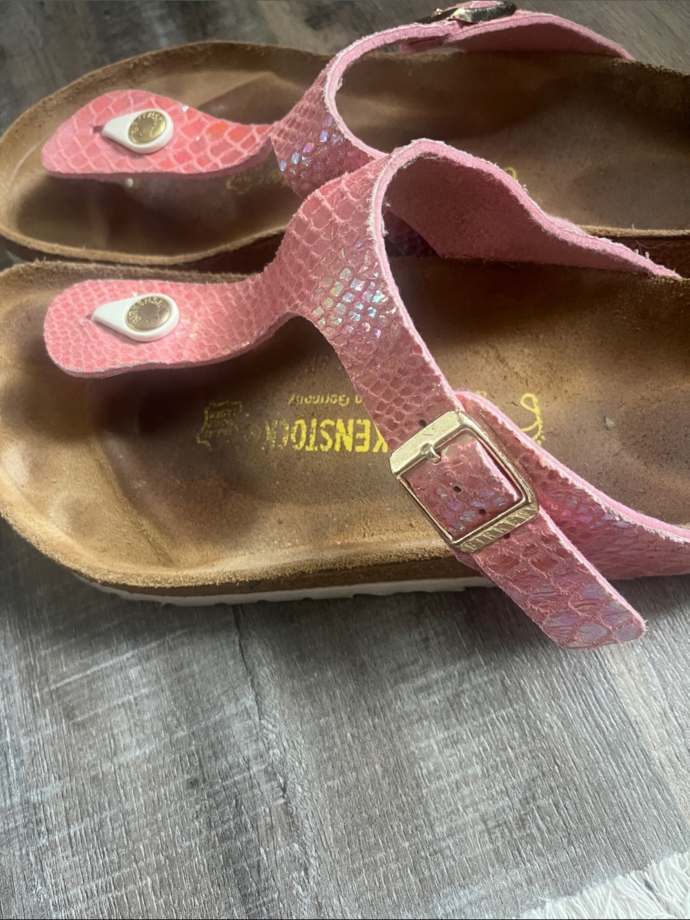 Birkenstock Pink Snake-Print Gizeh Thong Sandals - Picture 4 of 4